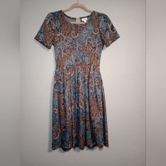 New LuLaRoe Amelia Dress Classic Comfy Modest Women's Size M - Picture 2 of 5